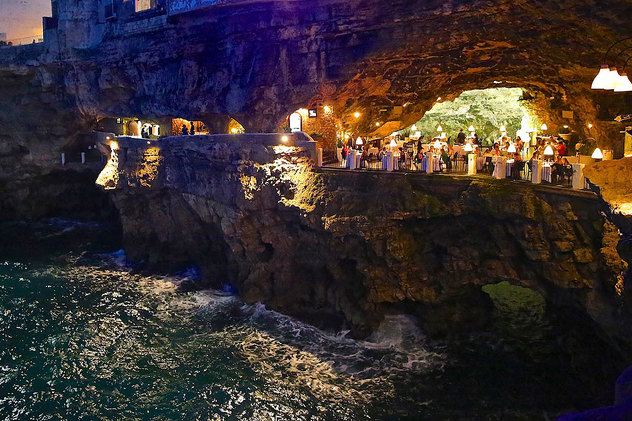 Italija: Restoran izgrađen u unutrašnjosti pećine će vas ostaviti bez daha