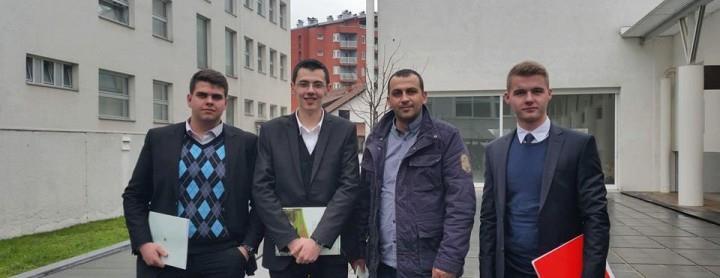 Učenici visočke Medrese “Osman ef. Redžović” učestvovali na debati u Tuzli