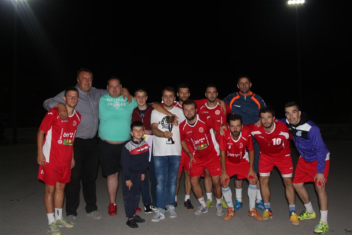 FOTO: Ekipa EL-HA Nekretnine osvojila titulu prvog malonogometnog turnira Visočko ljeto 2016