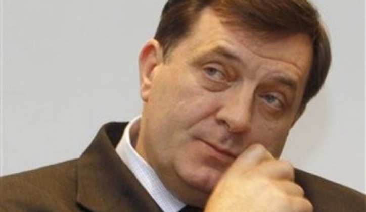 SAD uveo sankcije Dodiku
