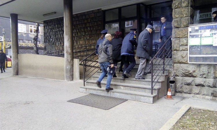 Hapšenja zbog malverzacija u privatizaciji Veleprometa Zenica