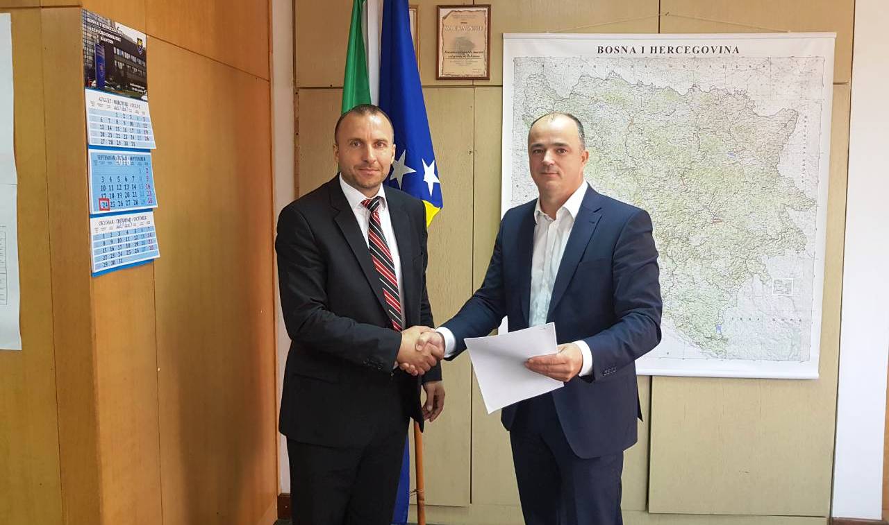 Ministar Himzo Smajić potpisao ugovor za izvođenje radova na vodnim projektima općine Kakanj ukupne vrijednosti 295.671,45 KM