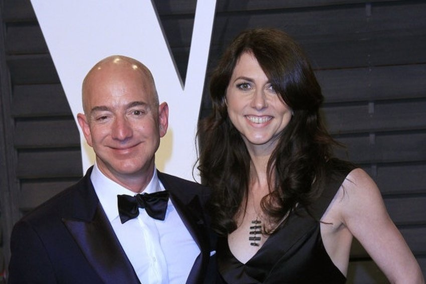 MacKenzie nakon razvoda prepustila Jeffu Bezosu kontrolu nad Amazonom