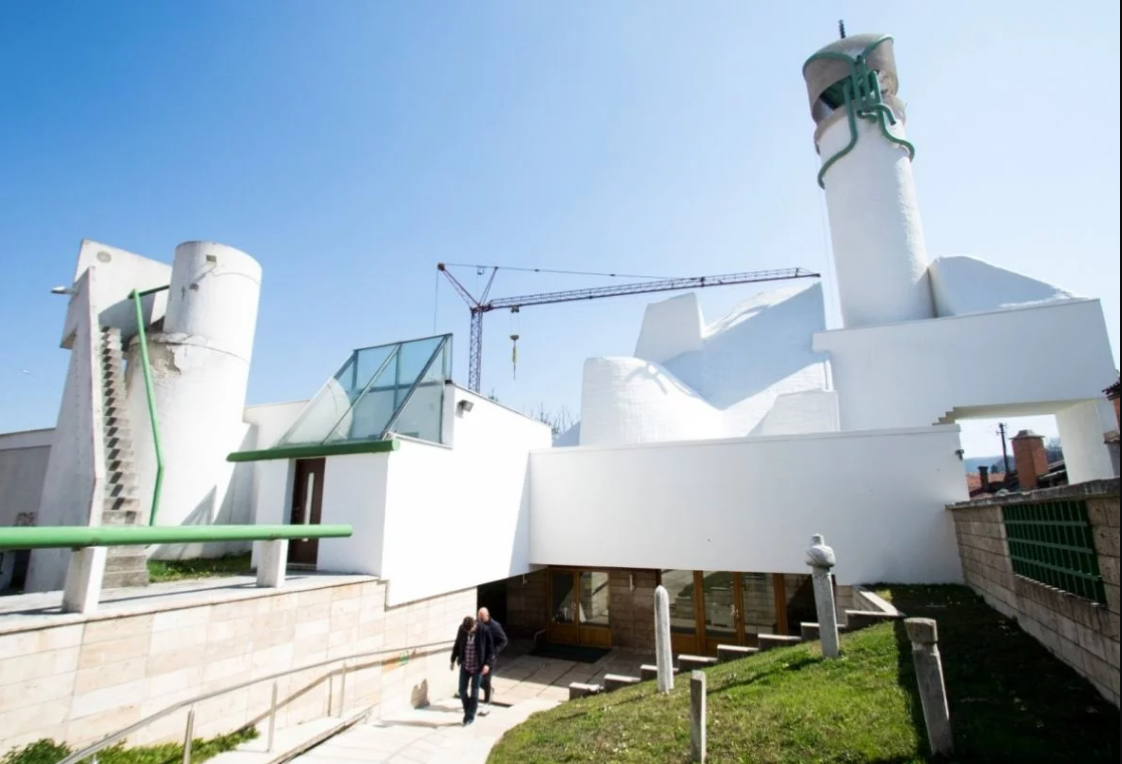 RSE priča o visočkoj Bijeloj džamiji: Simbol jugoslovenske arhitekture koji je priznat u svijetu