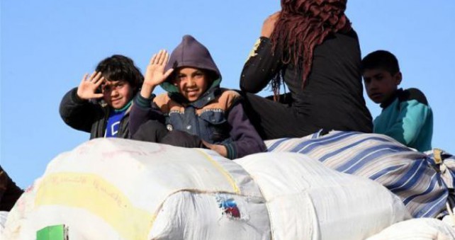 Stotine Sirijaca vratilo se kućama iz Libana