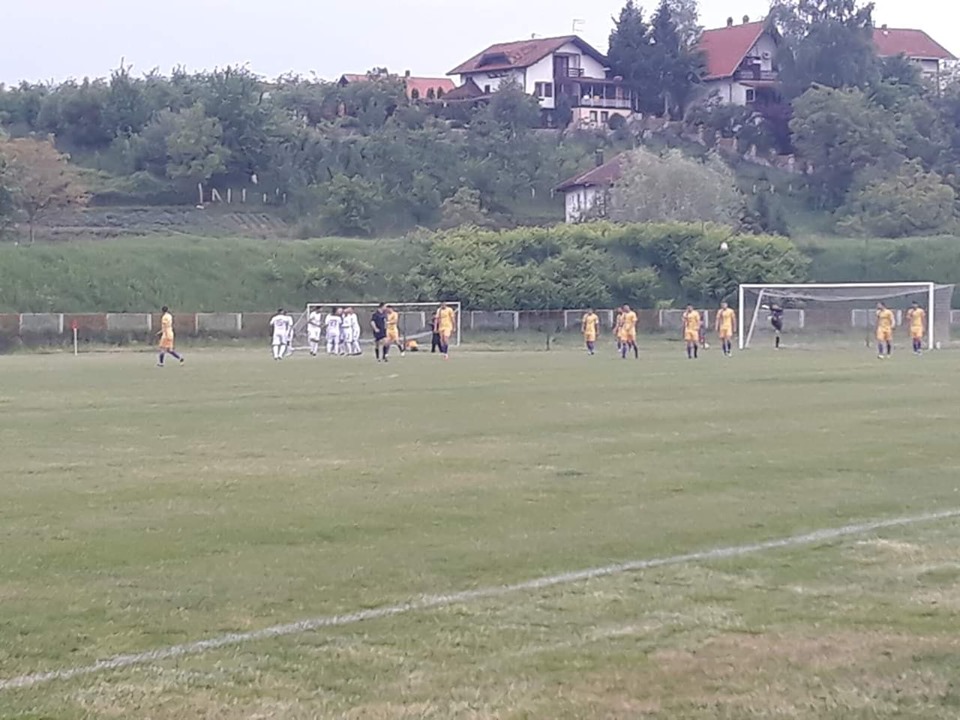 Debakl NK Bosna u Gradaču: Nogometaš Zvijezde postigao hat-trick za samo 10 minuta igre