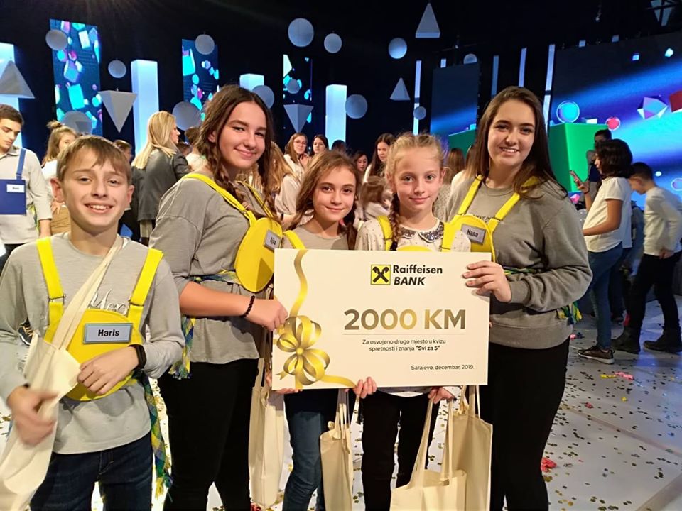 Kviz “Svi za pet” FTV-a: Učenici OŠ “Safvet-beg Bašagić” osvojili 2. mjesto i nagradu od 2.000 KM