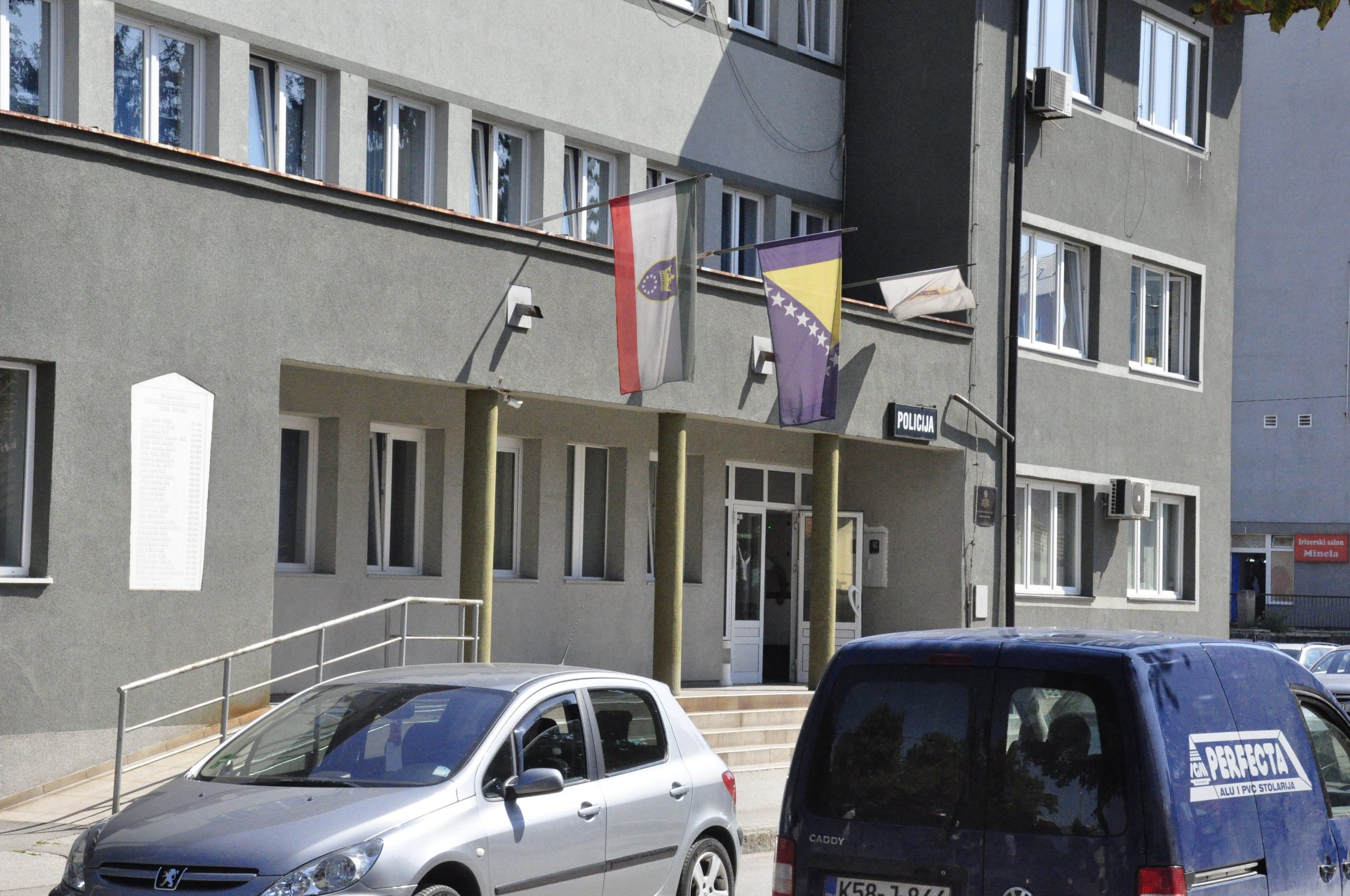 Divljao po Visokom pa uhapšen: Policija privela Visočanina, imao čak 11.520 KM neplaćenih kazni