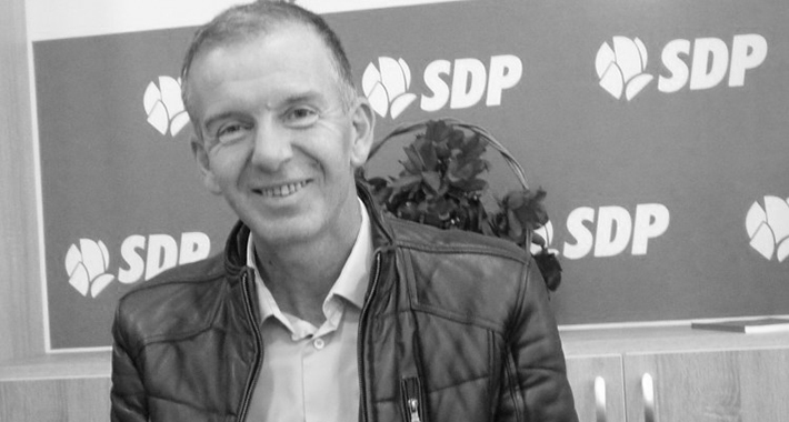 Preminuo Rifat Delić, zastupnik SDP-a BiH u Skupštini ZDK i bivši ministar unutrašnjih poslova