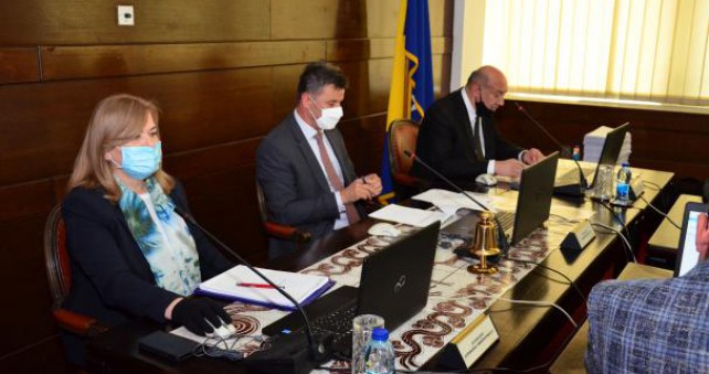 Vlada razmatra mogućnosti raskida ugovora sa ‘Srebrenom malinom’