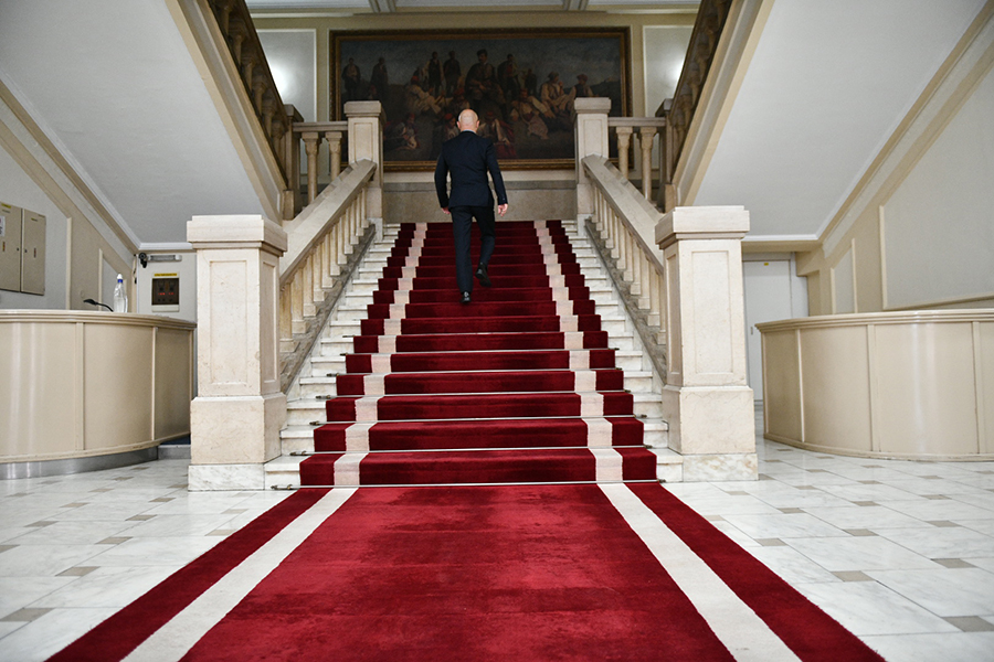 Luksuzni tepisi od visočke vune krase Predsjedništvo, Vijeće ministara, Vladu FBiH, te brojne hotele i rezidencije u Srbiji i Crnoj Gori