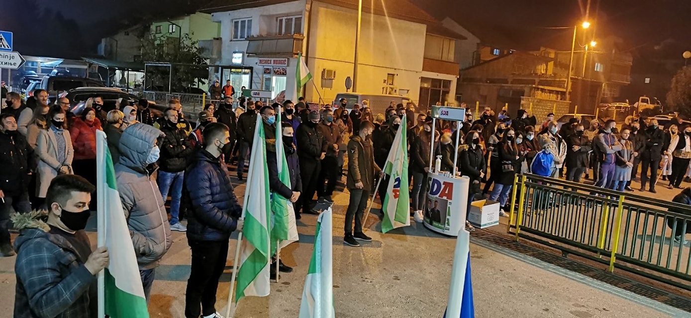 (FOTO) Topuzovo Polje snažno uz kandidate SDA Visoko i Mirzu Ganića