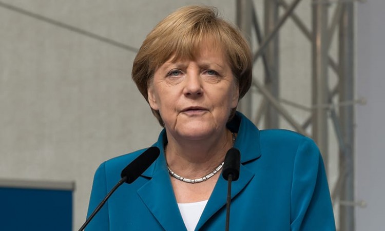 Mirovina Angele Merkel bit će oko 15 hiljada eura