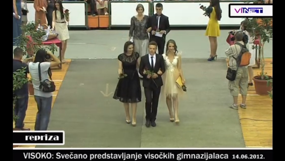 (VIDEO) Svečani defile maturanata Gimnazije “Visoko” 2012. godine