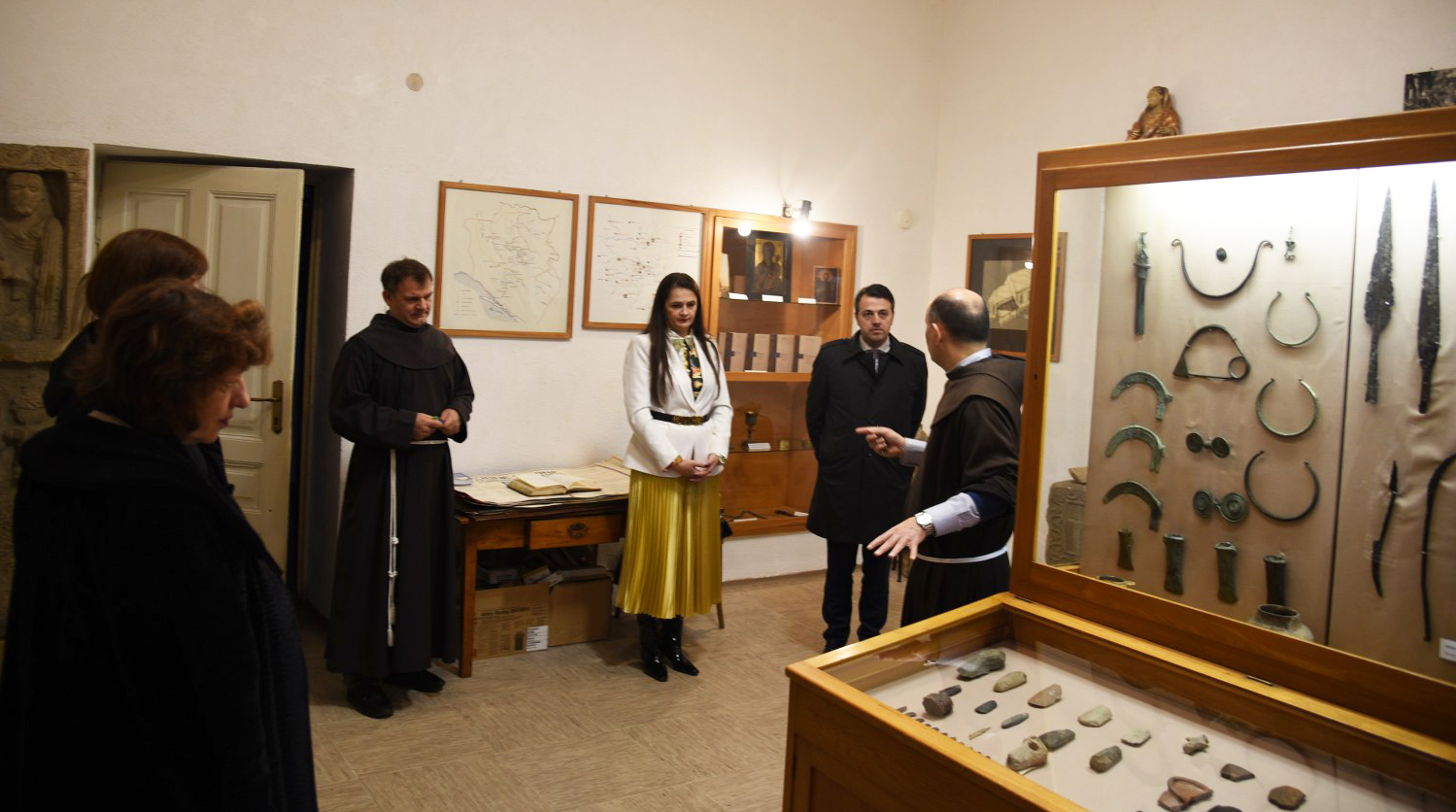 Gradonačelnik Mirza Ganić i zastupnica Mirela Mateša Bukva posjetili Samostan sv. Bonaventure