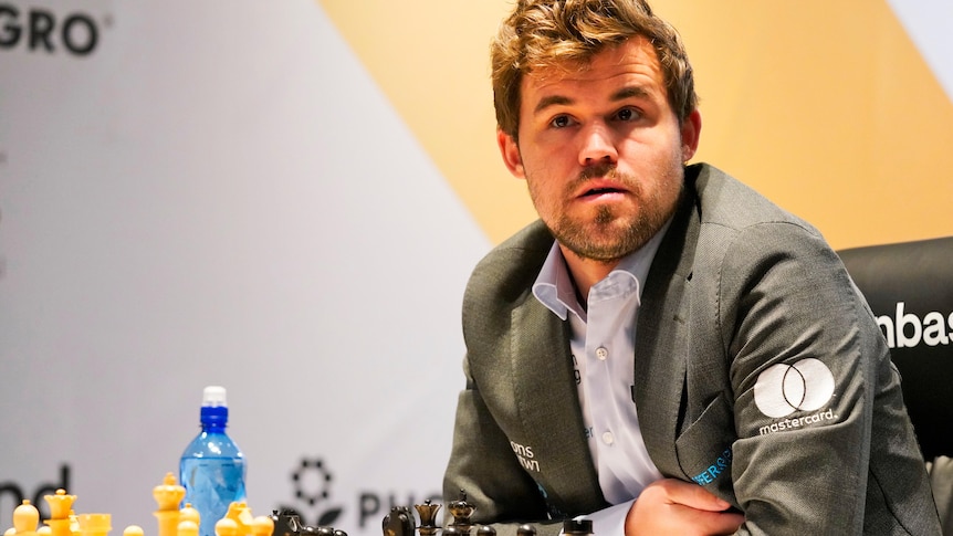 (VIDEO) Carlsen obranio naslov svjetskog prvaka