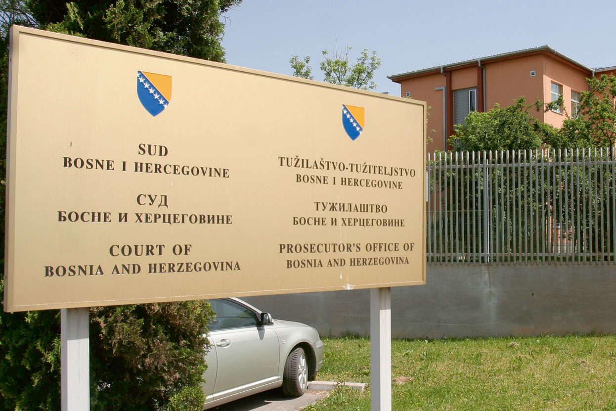 Sud BiH – Pravomoćno osuđeni i optuženi za kojima su raspisane potjernice