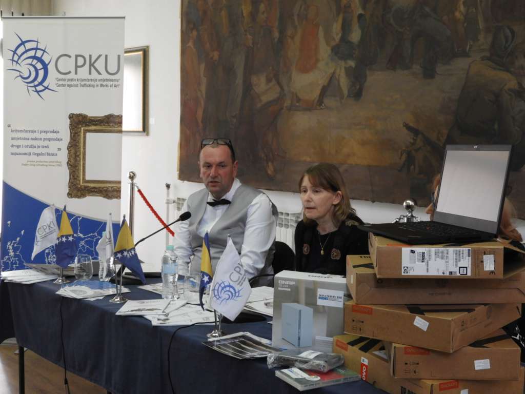 Misija OSCE-a donirala IT opremu Centru protiv krijumčarenja umjetninama u Tuzli