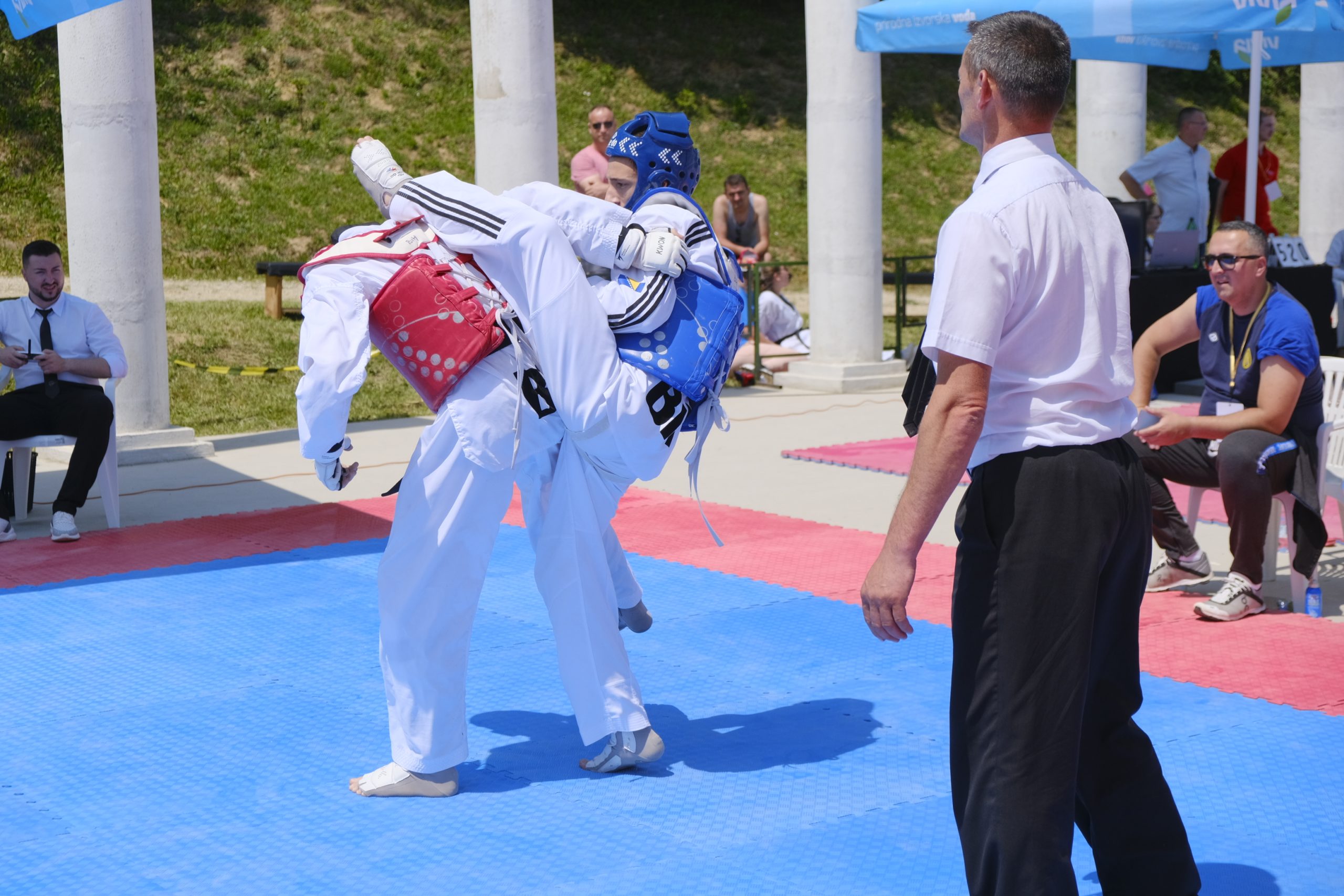 (FOTO/VIDEO) Taekwondo spektakl “Pyramid Cup 2022” u parku Ravne 2