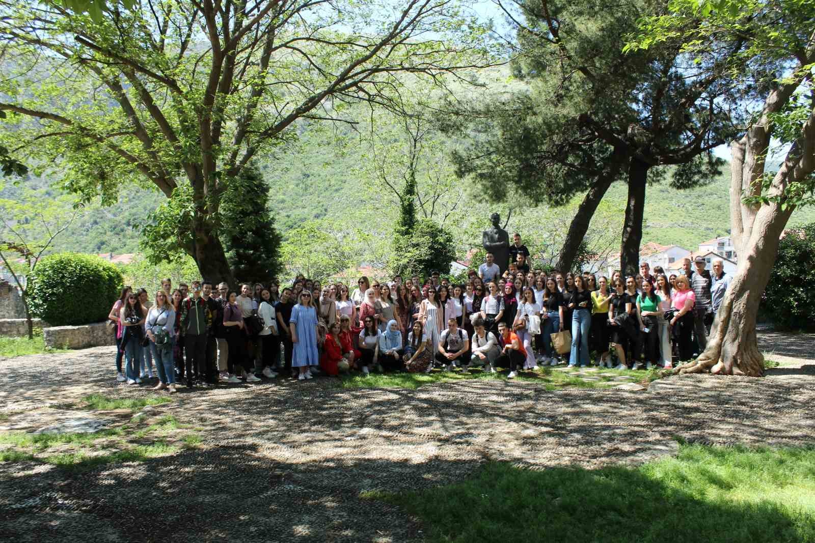 (FOTO) Gimnazijalci iz Visokog posjetili Mostar