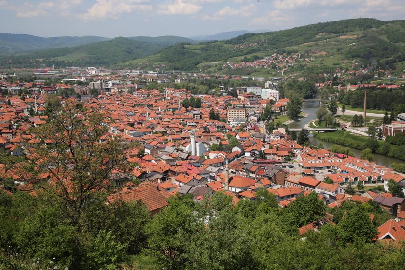 VIDEO / Drugi o nama: “Upeklo majsko sunce, a mi se uputili u Visoko, mjestašce ušuškano između Sarajeva i Zenice”