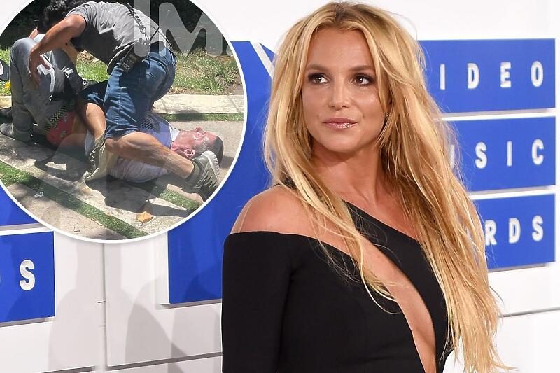 Bivši suprug Britney Spears dobio zabranu prilaska pjevačici i njenom imanju Bivši suprug Britney Spears dobio zabranu prilaska pjevačici i njenom imanju
