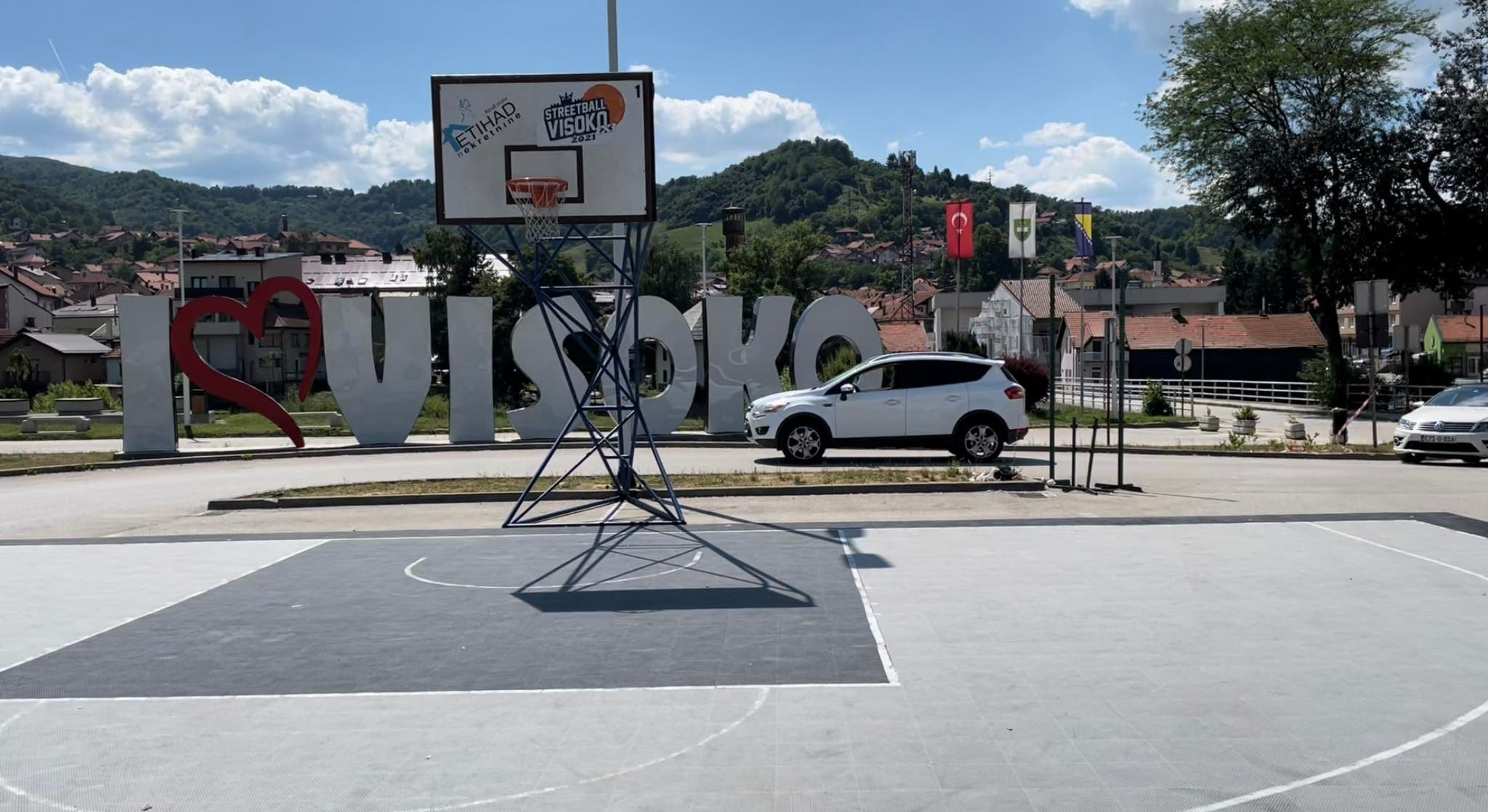 (VIDEO) Sve spremno za FIBA 3×3 streetball turnir u Visokom