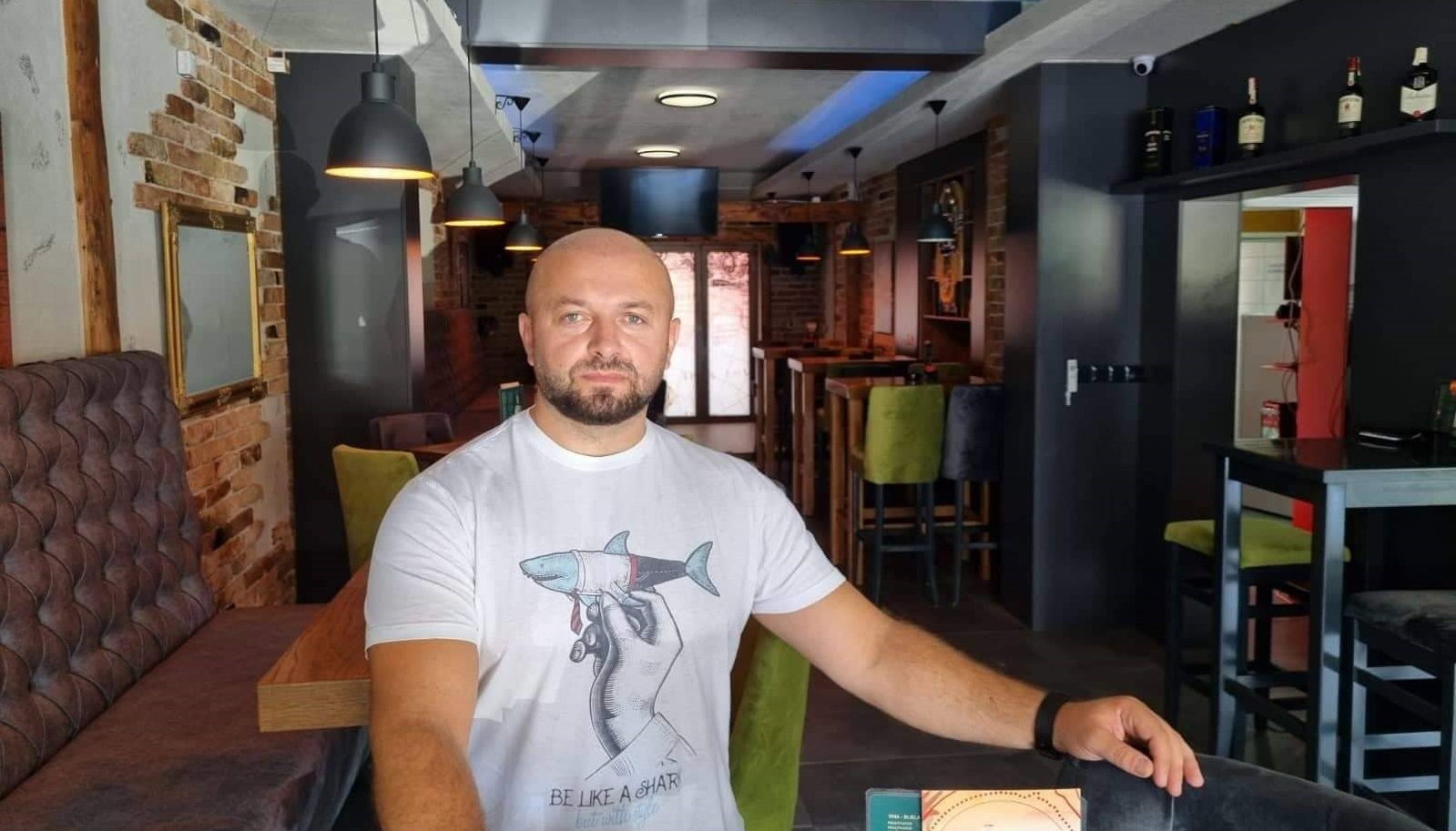 Krajišnik Irnad Tahirović vratio se iz inostranstva 2008. godine, a sada je otvorio prvi pub u rodnom Cazinu