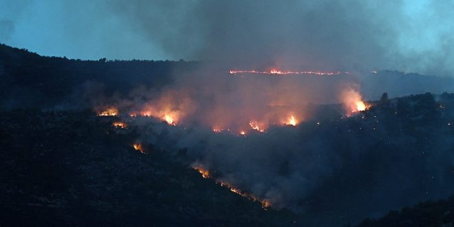 Hrvatska: Muškarac osumnjičen za podmetanje tri požara kod Dubrovnika