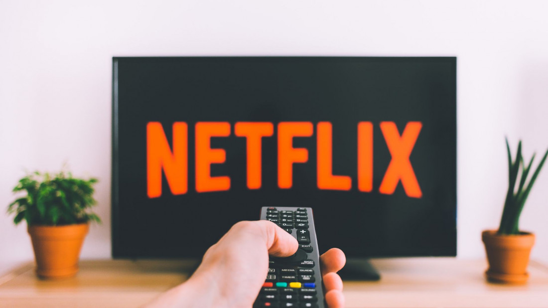 Netflix će u novembru pokrenuti jeftiniju razinu pretplate s oglasima