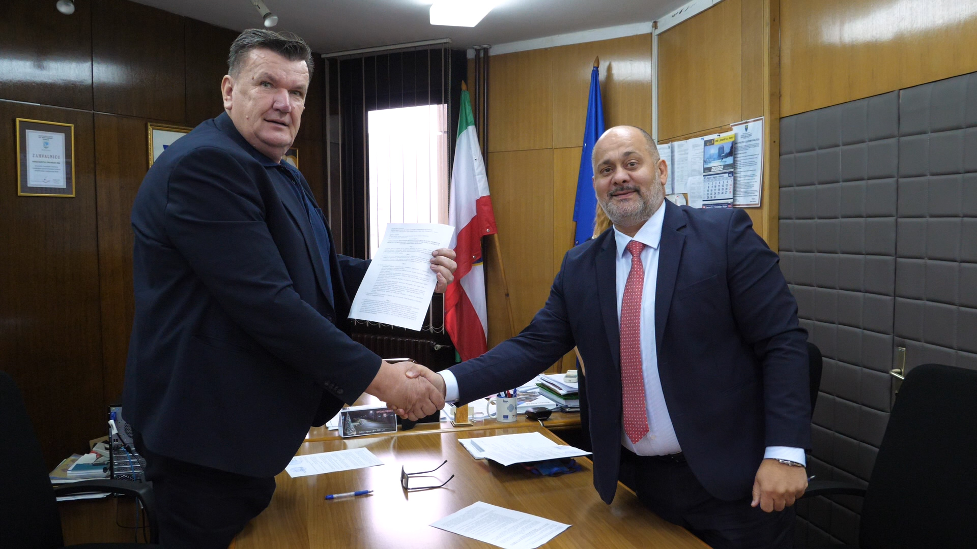 Potpisani ugovori o odobravanju sredstava za izgradnju poslovnih zona u Brezi, Maglaju i Varešu