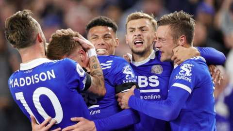 (VIDEO) Leicester uvjerljivom pobjedom pobjegao s dna