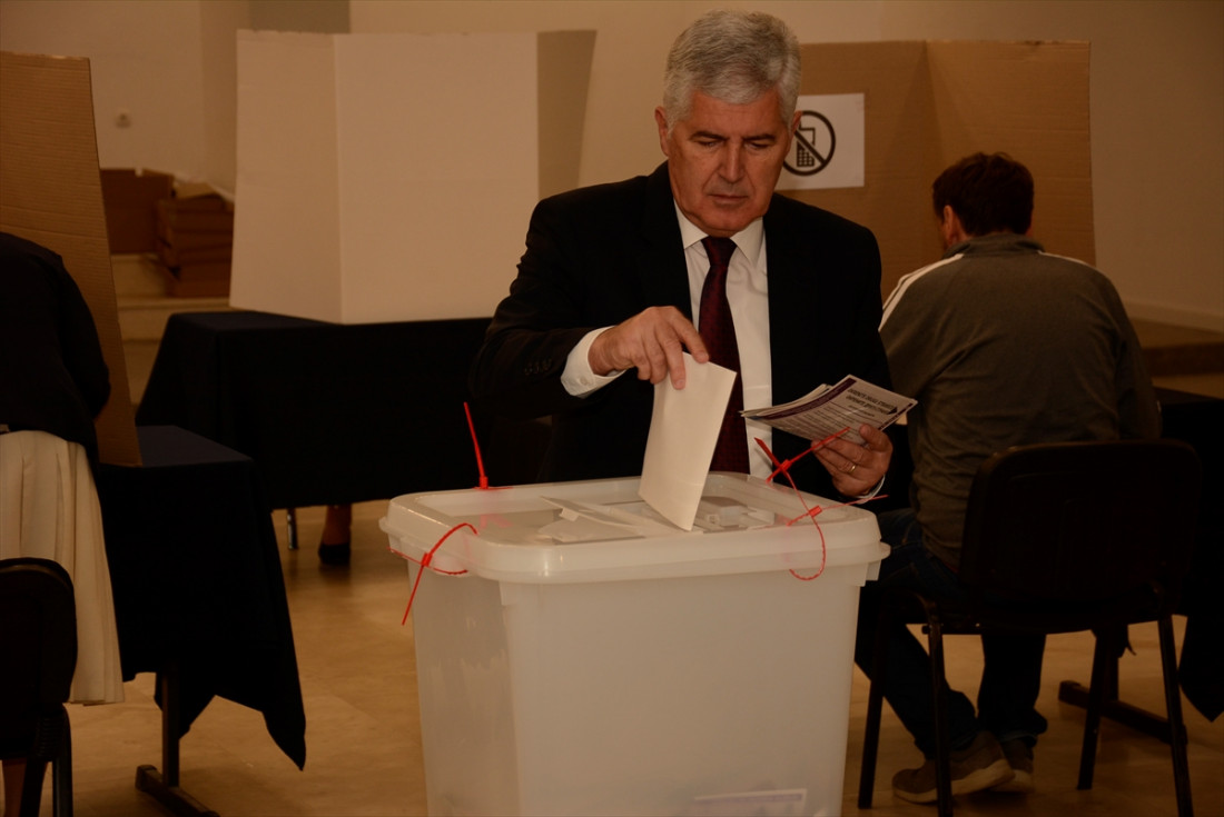 Glasao lider HDZ-a: Prelijep je dan i nadam se da će ljudi izaći na izbore