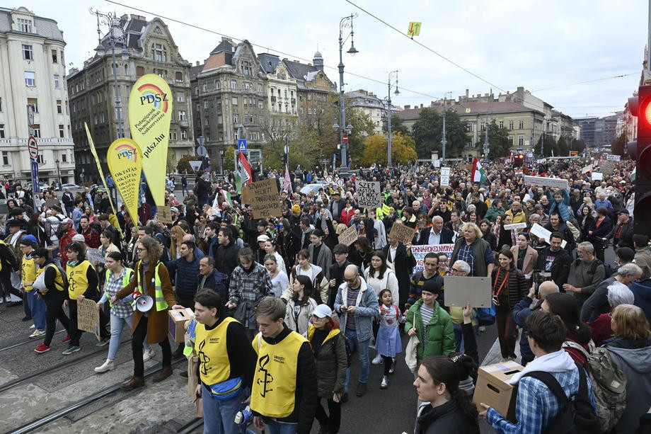 U Budimpešti protest protiv Orbanove vlade