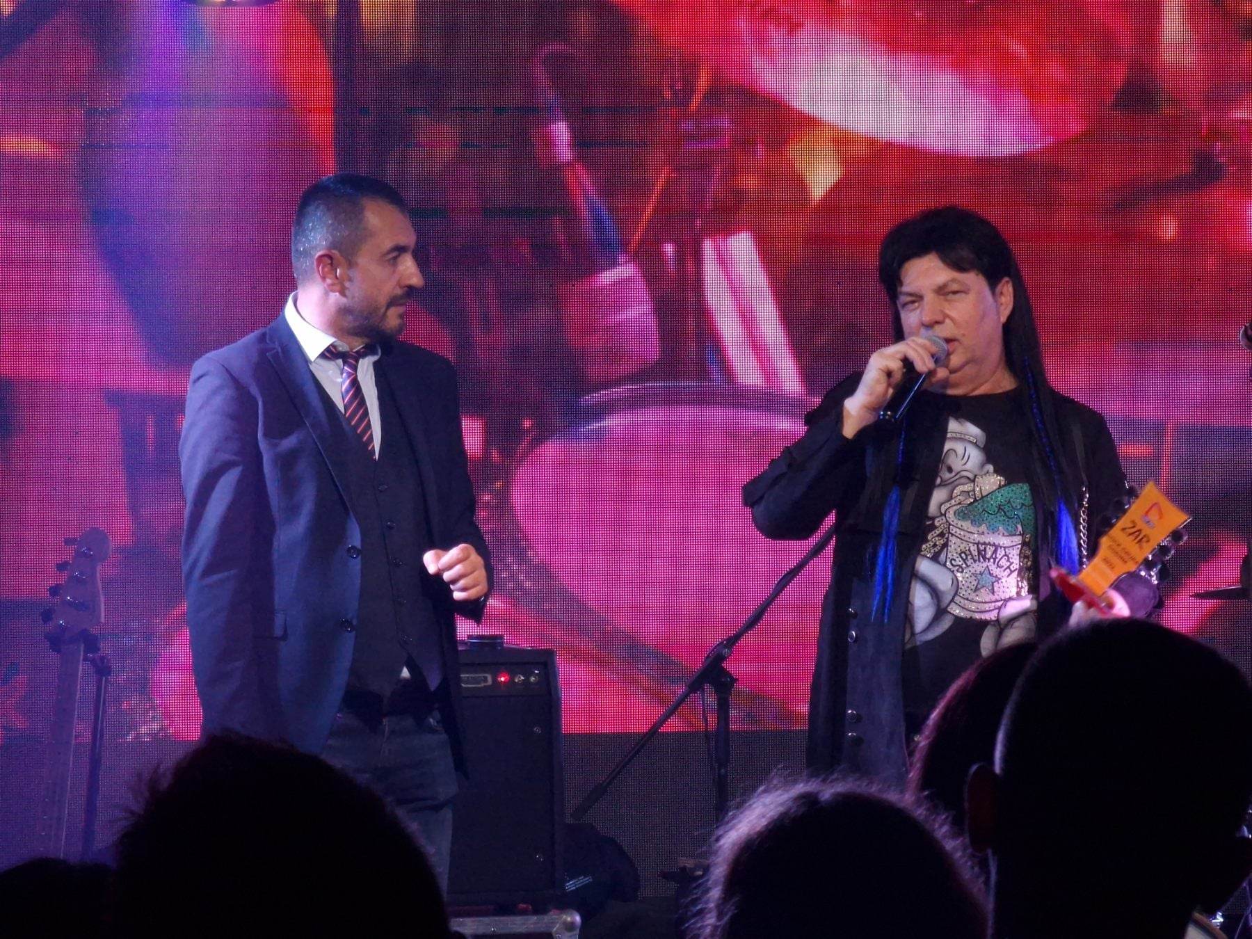 ZAR dobio priznanje za rock grupu godine, u novogodišnjoj noći održat će koncert u Tešnju
