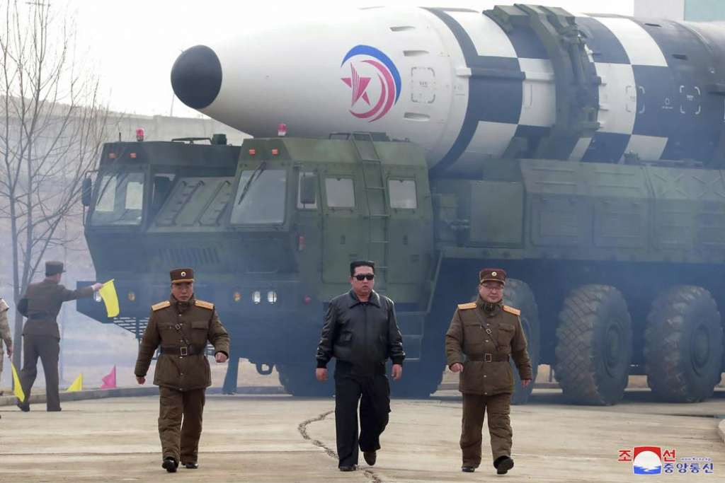 Sjeverna Koreja ispalila još dvije rakete u rekordnoj godini po broju lansiranja