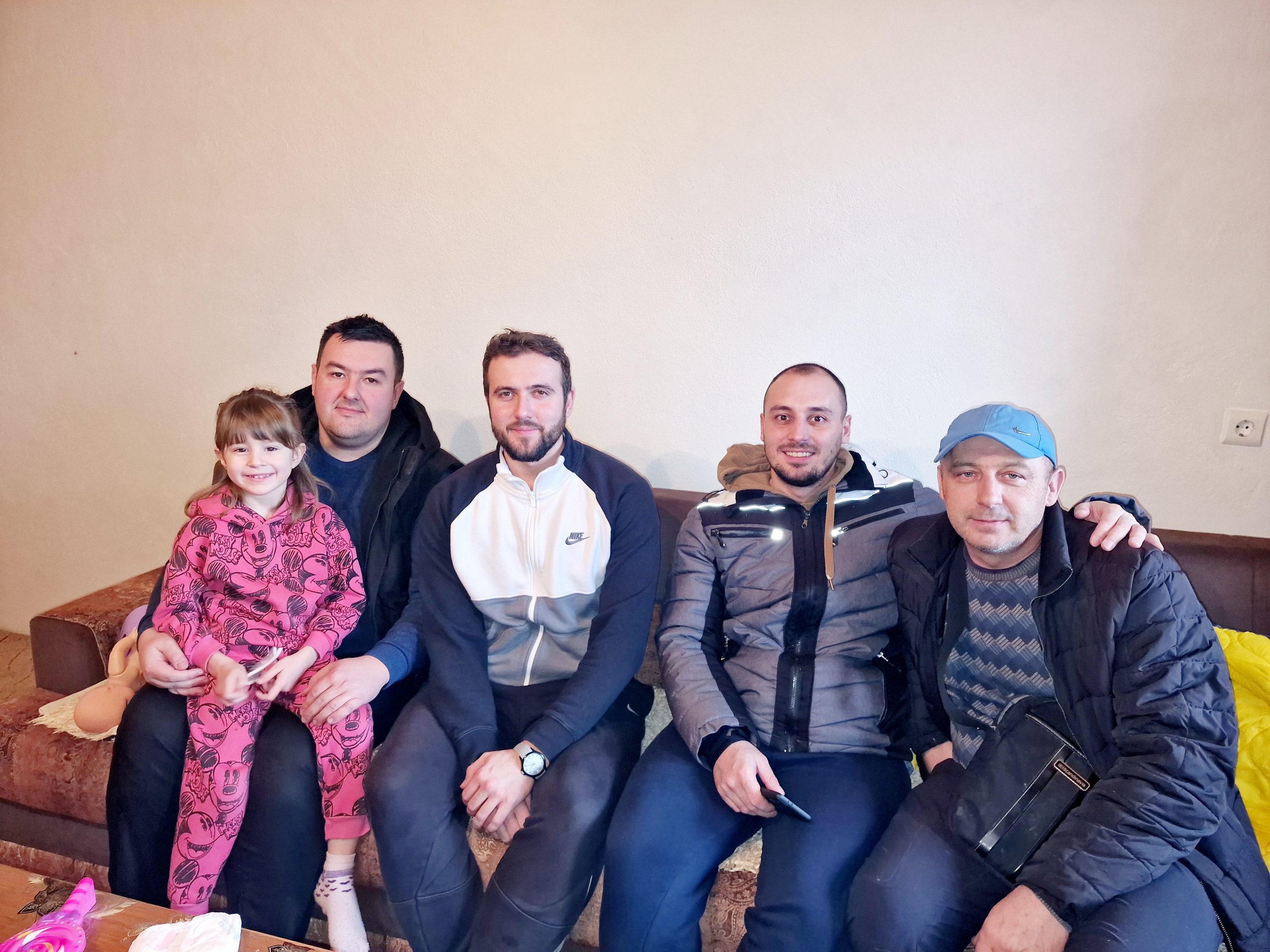 Humanitarci sa Buka danas su posjetili Hatidžu, djevojčicu kojoj je neophodno liječenje u Turskoj