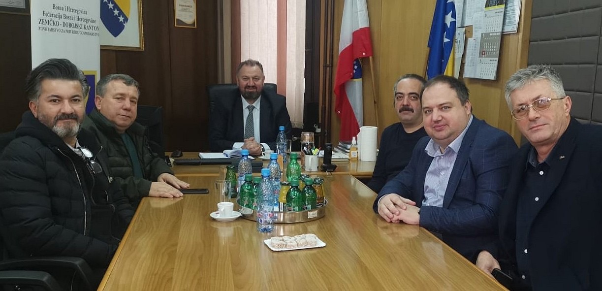 Ministar Šibonjić razgovarao s delegacijom Udruženja privrednika Biznis centar Jelah – Tešanj