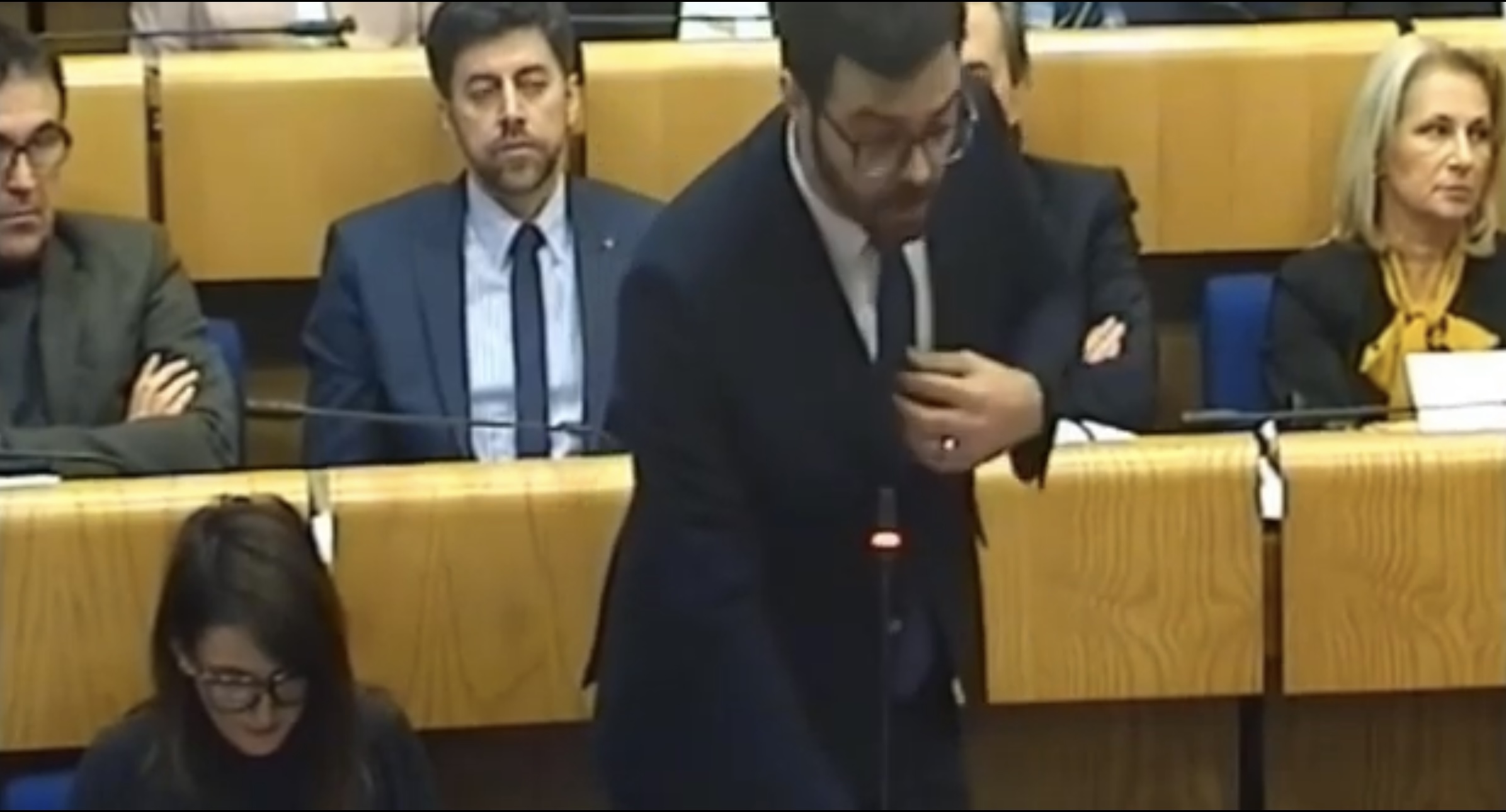 VIDEO / Belmin Zukan (SDP): Zašto još uvijek nisu dostavljene izmjene Zakona o zdravstvenom osiguranju?