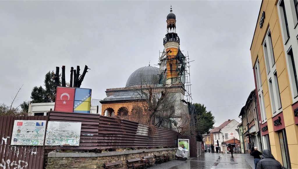 Šarena džamije u Tuzli će nakon obnove dobiti i kupolu kakvu je imala 1888.