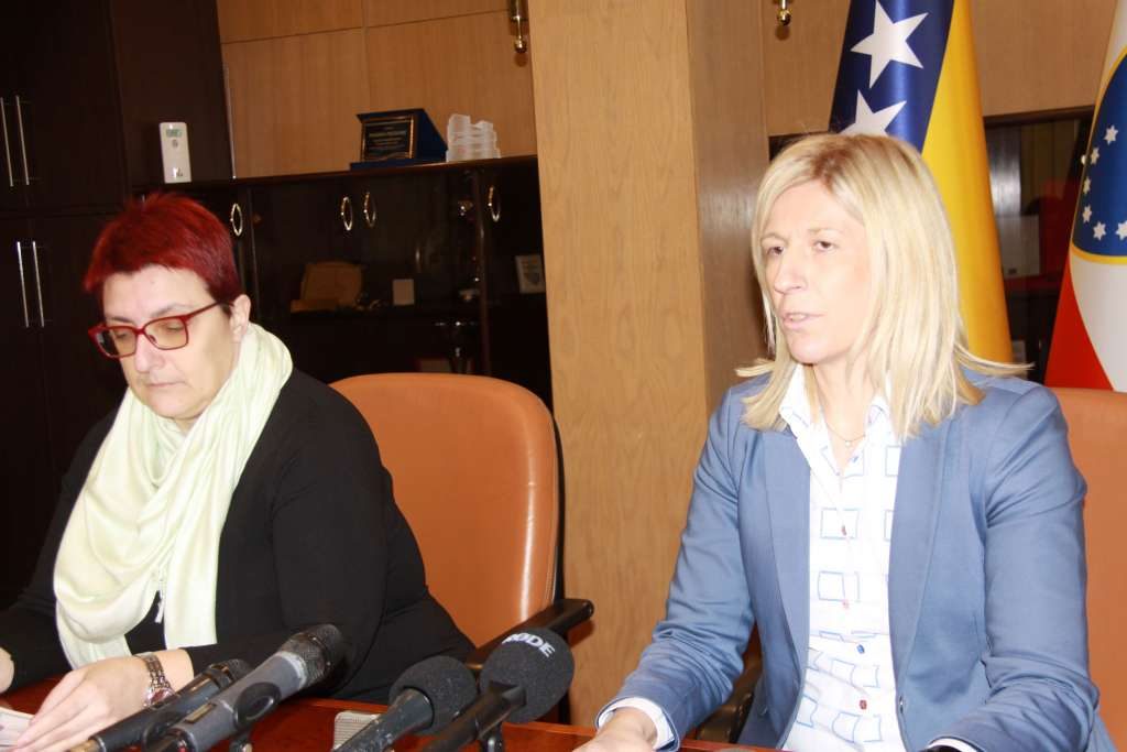 Ministrica finansija Dženana Čišija / Premijerka ZDK Amra Mehmedić