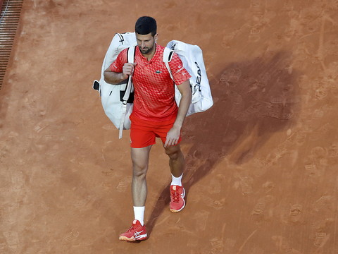 (VIDEO) Đoković ostao bez titule na Mastersu u Rimu, poraz u četvrtfinalu od Runea