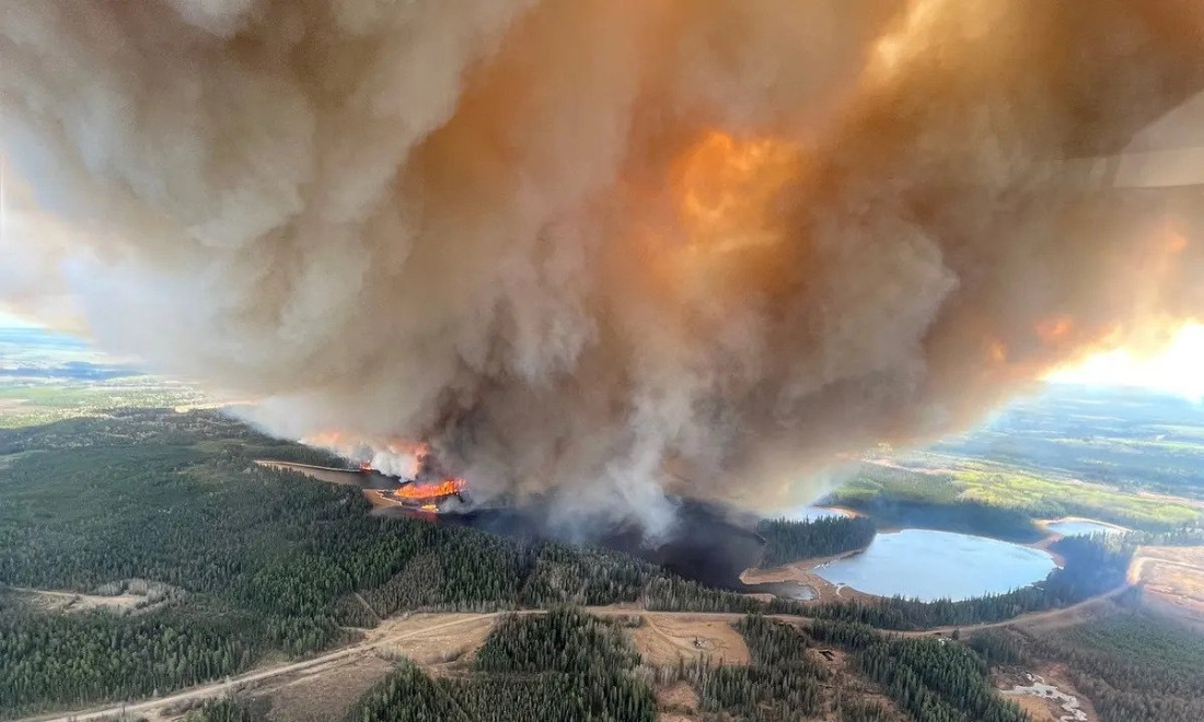 Međunarodna pomoć u borbi protiv velikih šumskih požara u Kanadi