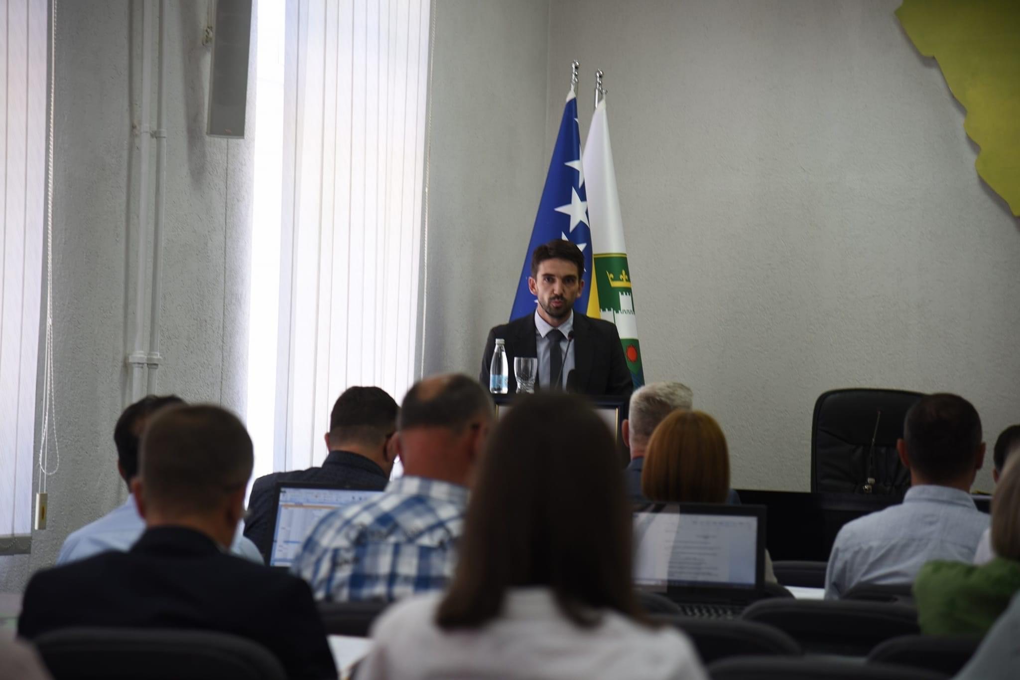 Almir Ljeskovica (SDA): Prijedlozi odluka o dodjeli Javnih priznanja su usvojeni jednoglasno