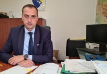 Nebojša Nikolić / Ministar za pravosuđe i upravu u Vladi ZDK